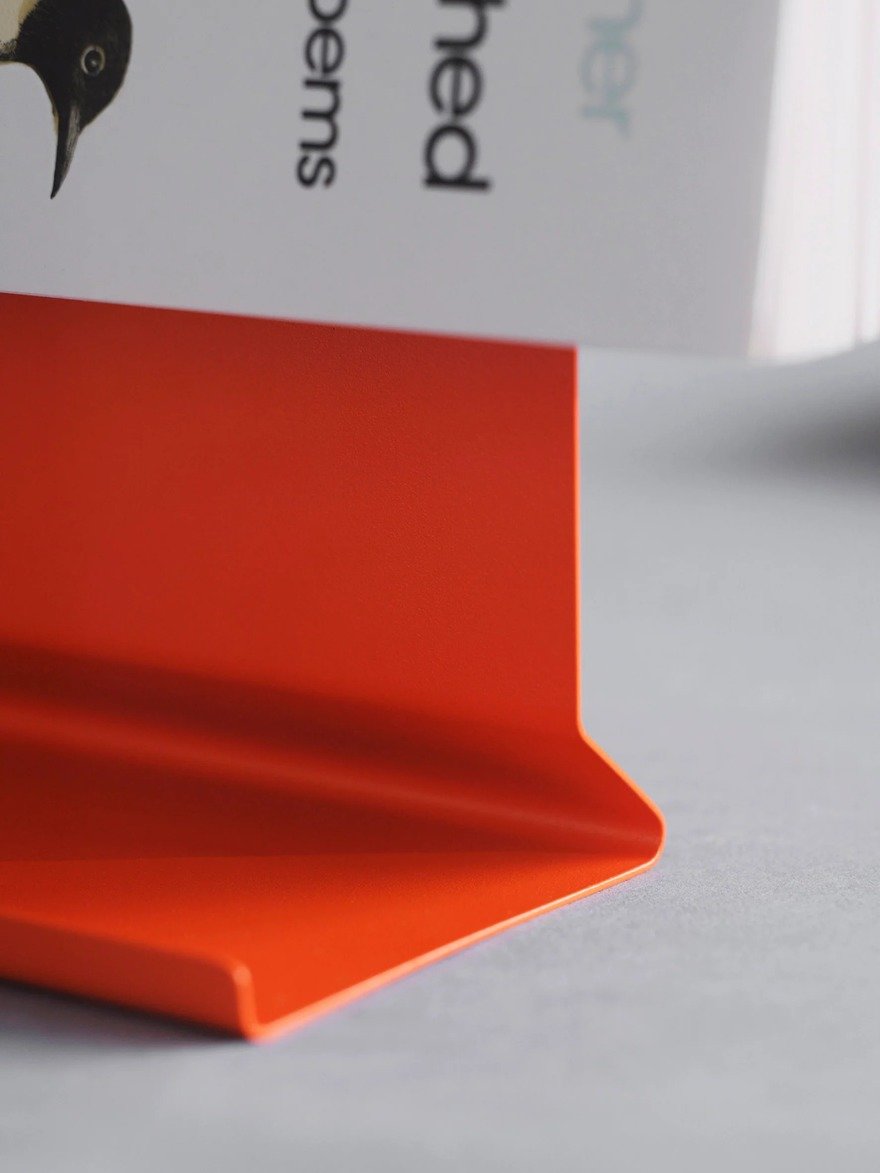 可靈活使用的 Penguin x MOEBE 書架