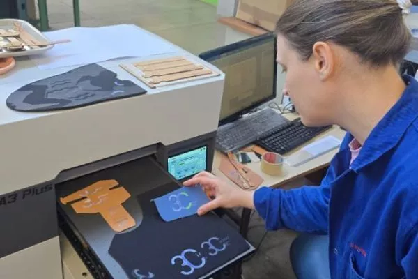 困難材質直接印刷應用：PIA3 Plus UV 平板印表機拓展皮革印刷可能